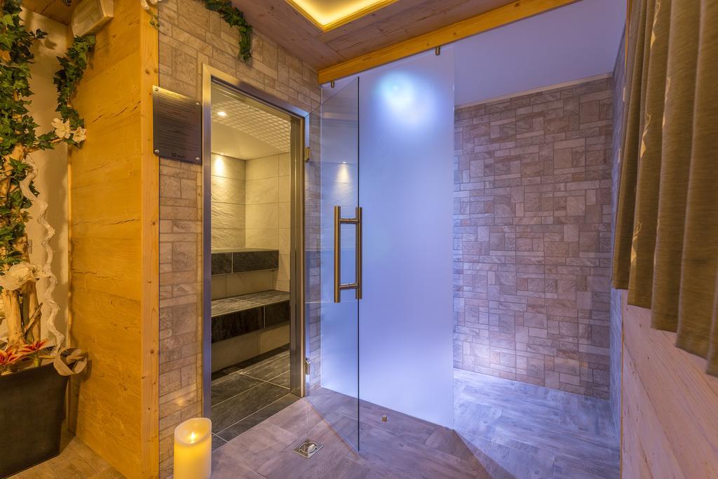 Garnì Prà Fiorì Hotel Campitello di Fassa Exterior foto